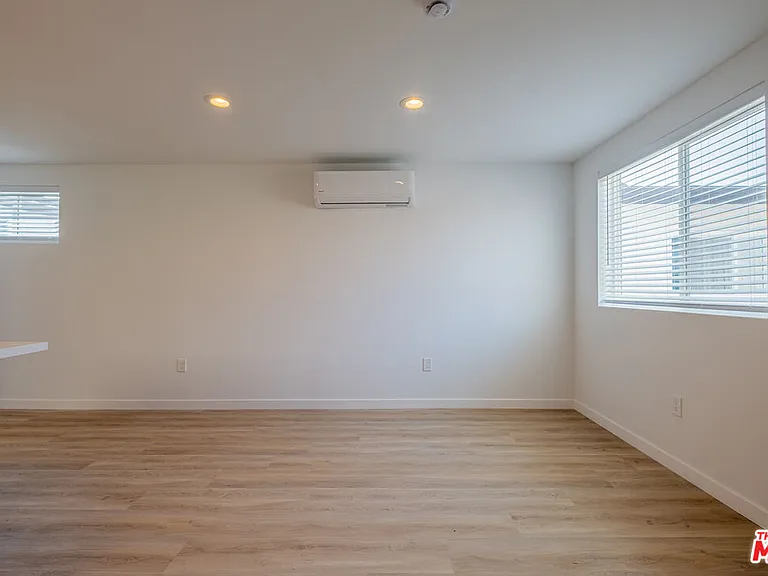 2107 Pullman Ln #G — Photo 23
