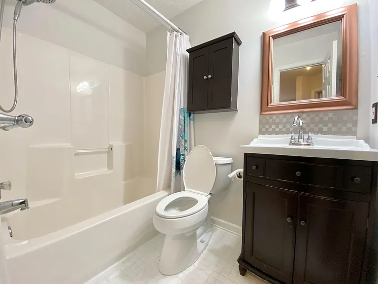 685 Chantress Ct — Photo 14
