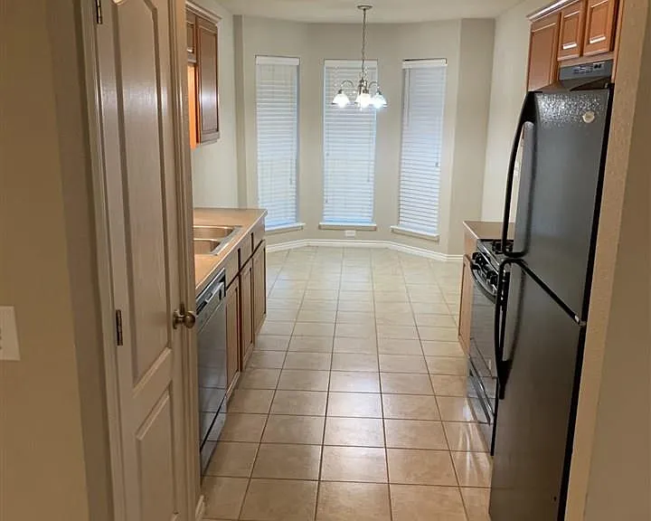 5122 Air Force Dr — Photo 3