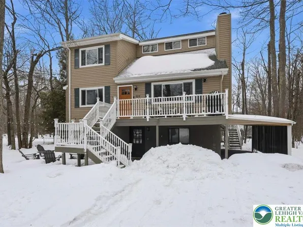 1781 Rolling Hills Dr, Tobyhanna, PA 18466