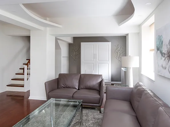 150 West 51st Street image 5 of 13