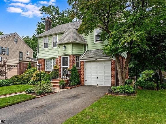 3rd image of 132 Lindbergh Blvd