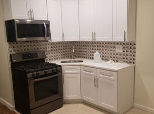 754 10th Ave #4N, New York, NY 10019