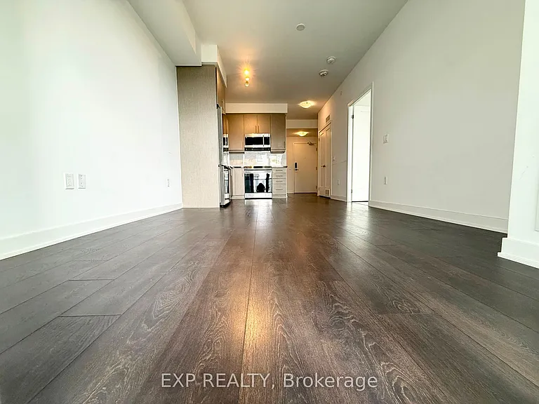 105 Oneida Cres #902 — Photo 10