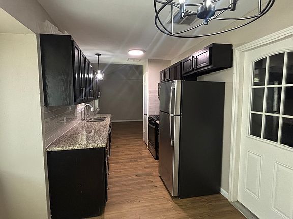 4th image of 5306 Ridgevan Dr