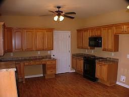 3rd image of 1520 Hollins Dr
