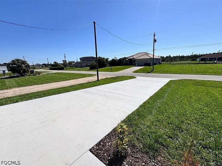 3032 NW 41st Ave — Photo 3