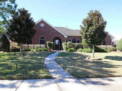 419 Jessamine Way, League City, TX, 77573