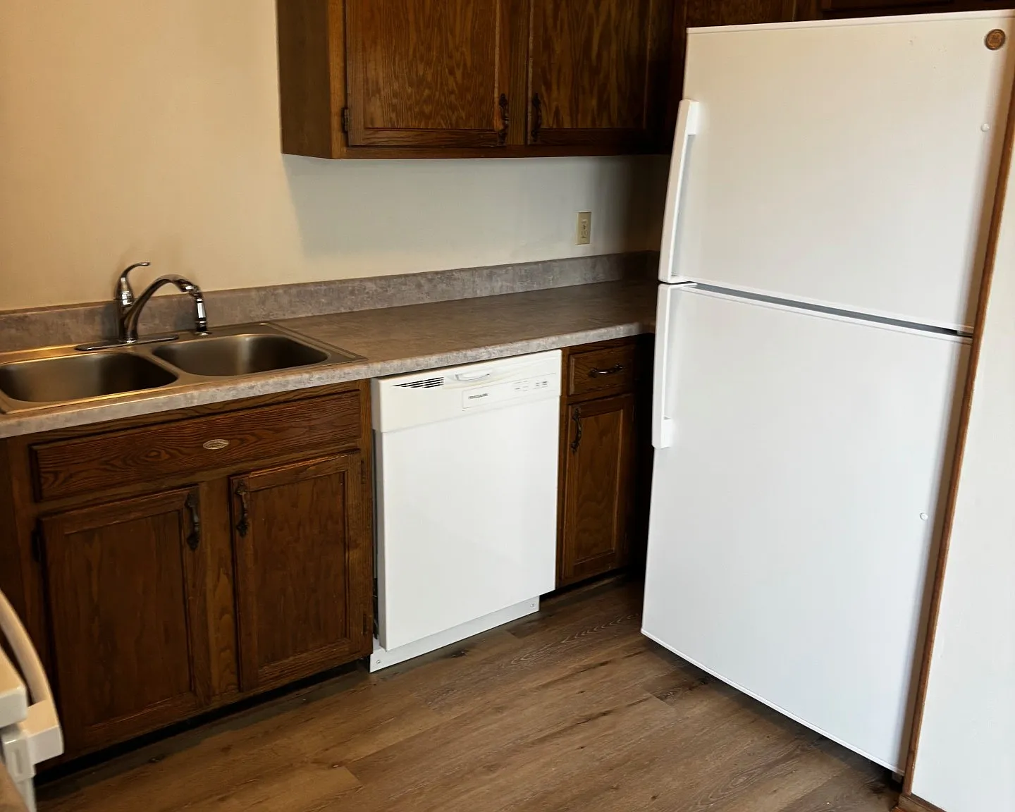 3 bed, 1900 sqft, $1,200 — Photo 4