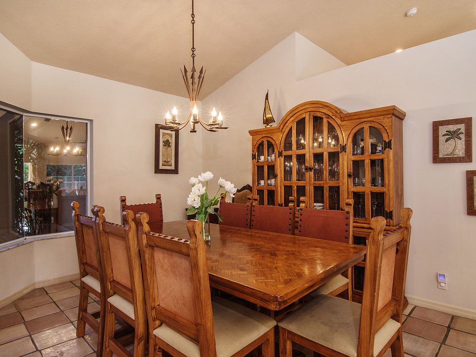 2nd image of 762 Crescent Way