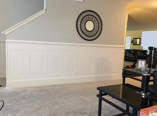 1437 Padre Island Ln, Hampshire, IL 60140