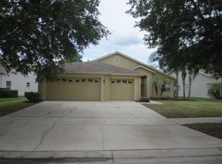 10111 Whisper Point Dr, Tampa, FL 33647