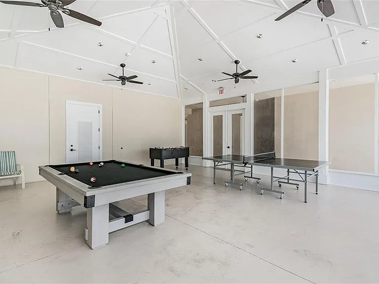 11176 Leland Groves Dr — Photo 75