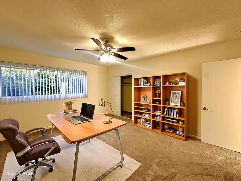 25907 Oak St #19 — Photo 2