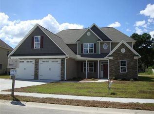 3366 Winterwood Dr, Fayetteville, NC 28306