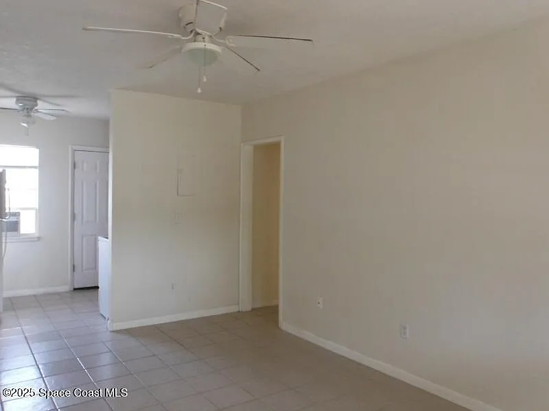 2 bed, 1.0 bath, 800 sqft, $1,500 — Photo 3