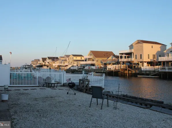 116 E Dory Dr, Tuckerton, NJ 08087