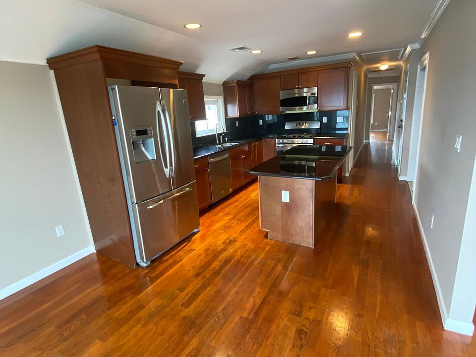 1st image of 3184 Wissman Ave Floor 2