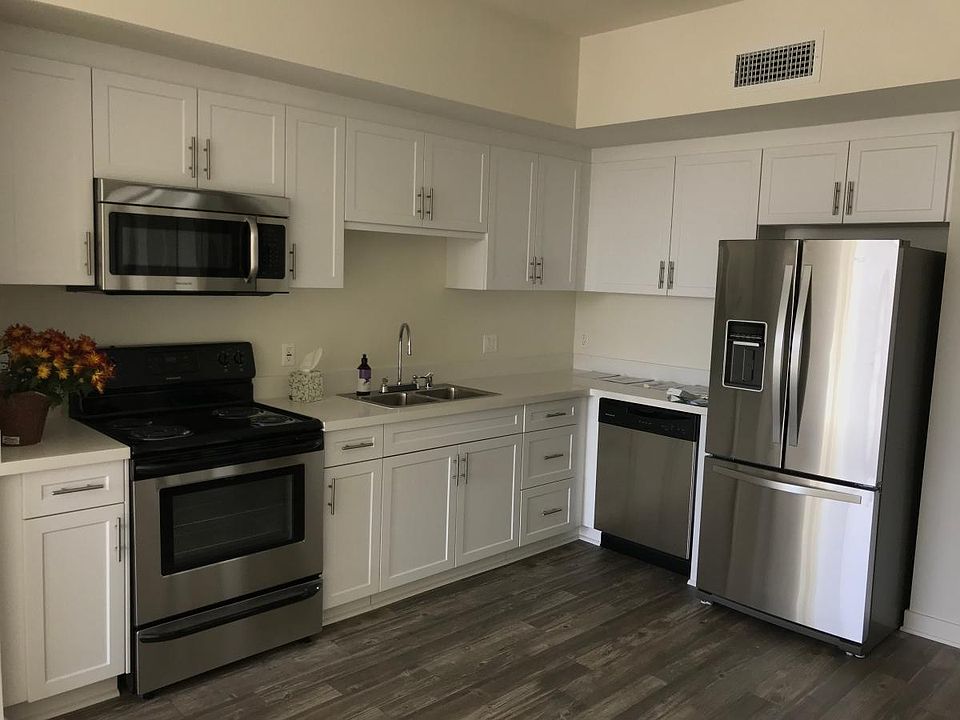 All appliances are brand new.