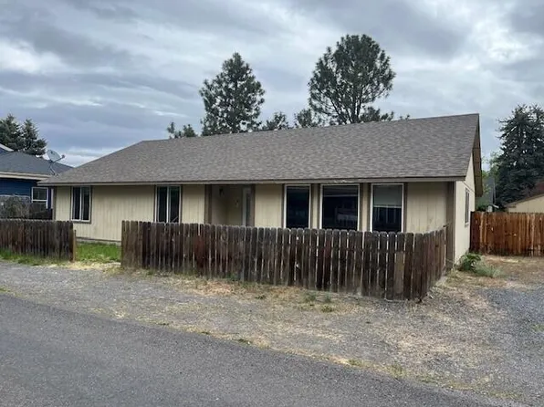 382 N Maple Ln, Sisters, OR 97759