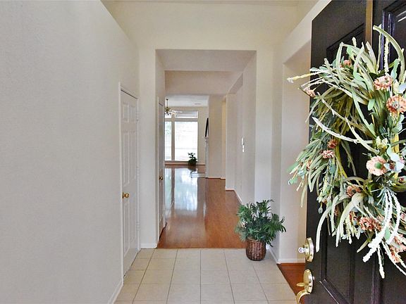 4th image of 1210 Ivory Meadow Ln