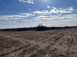 10662 NE 292nd St, Cameron, MO 64429