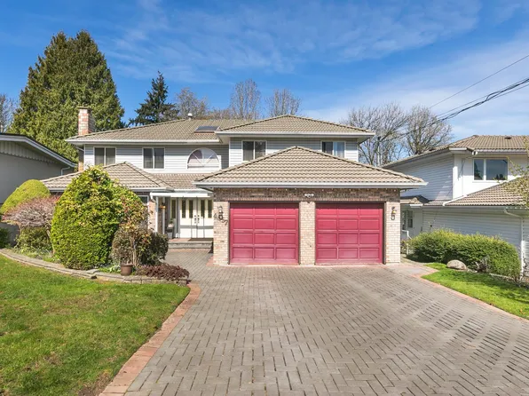 4657 Grassmere St, Burnaby, BC V5G 2N8