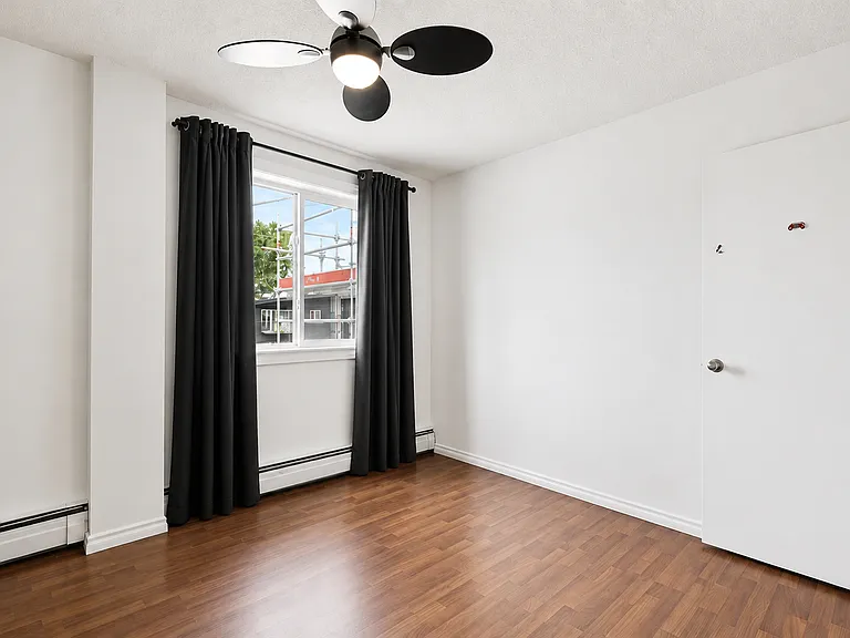 110 24th Ave SW #305 — Photo 4