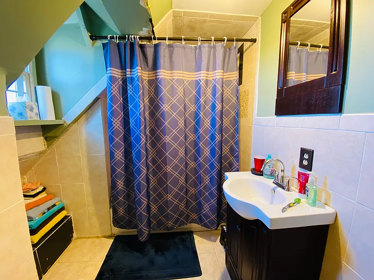 Bathroom #2 (3rd Floor)