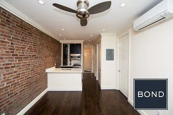 Rented by Bond New York | media 31