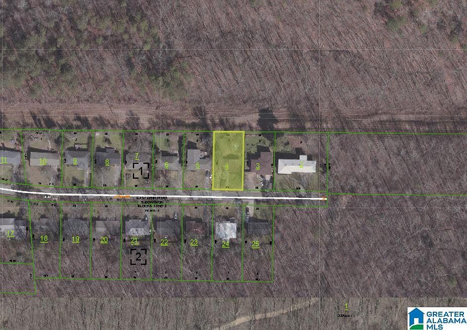 2nd image of 2025 Lynn Rd