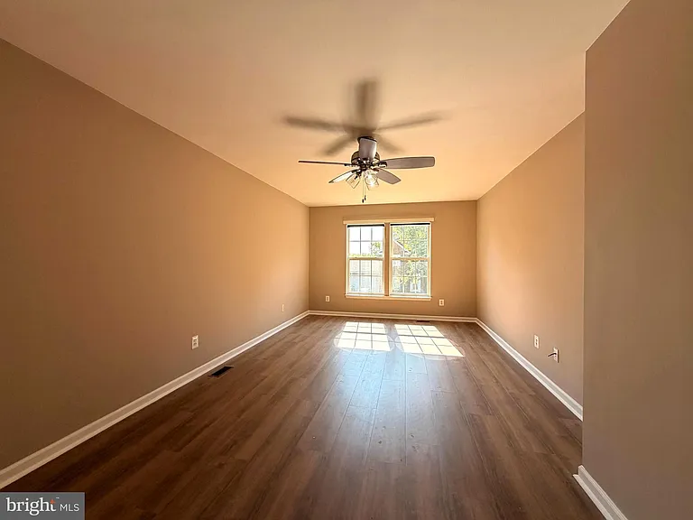 10214 Moss Tower Pl — Photo 18