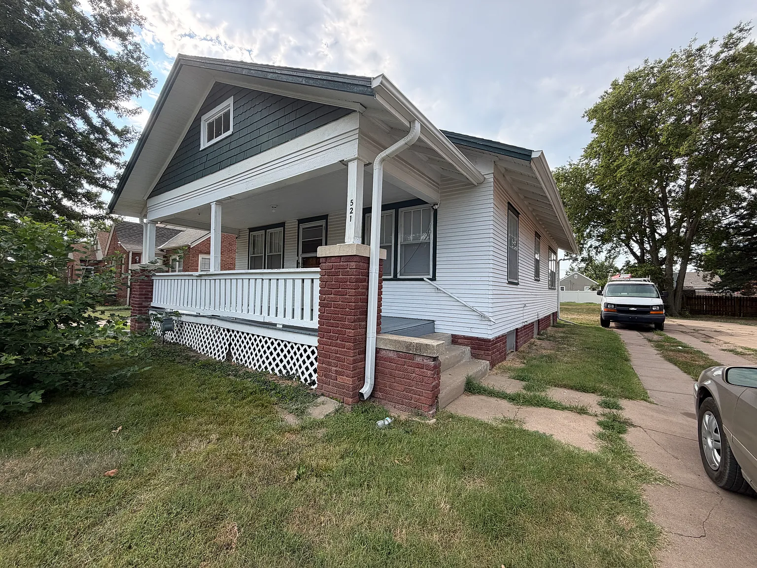 2 bed, 936 sqft, $1,025 — Photo 1