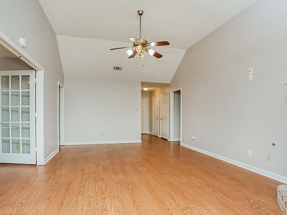 5th image of 8314 Garden Willow Ln