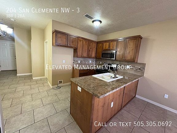 4th image of 204 San Clemente Ave NW APT 3