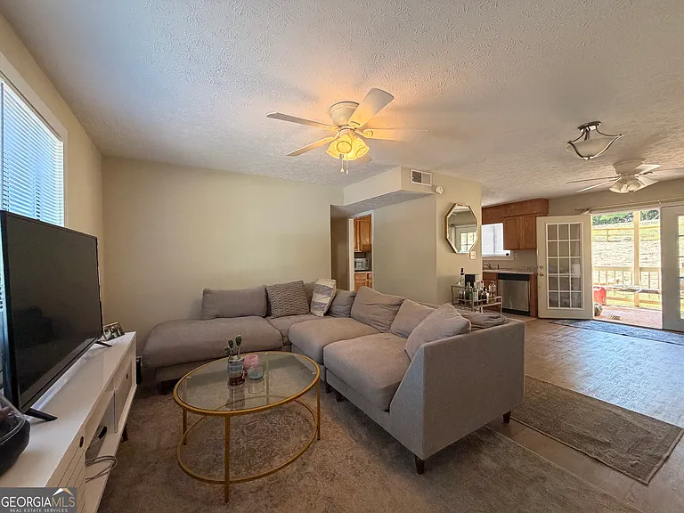102 Welch Pl — Photo 14