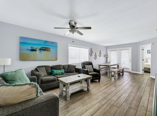 132 E Gardenia St #3, South Padre Island, TX 78597