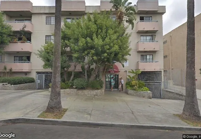1640 N Poinsettia Pl #108 — Photo 1