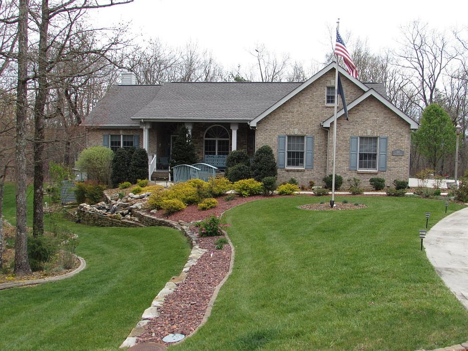 1st image of 160 Mountain View Dr