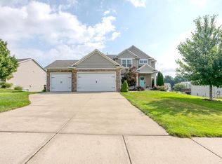 7370 Medinah Dr, Hudsonville, MI 49426