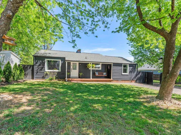 8 Nimitz St, Greenville, SC 29609