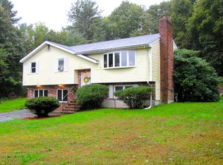 521 Bridge St, South Hamilton, MA 01982
