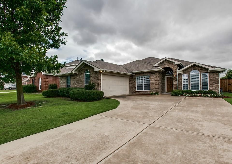 1st image of 1611 Timber Brook Dr