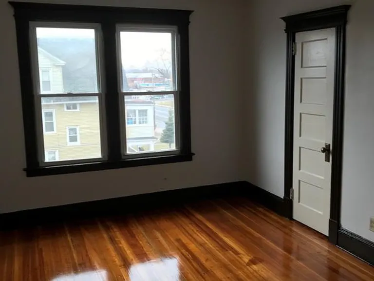 814 Wethersfield Ave #3 — Photo 4