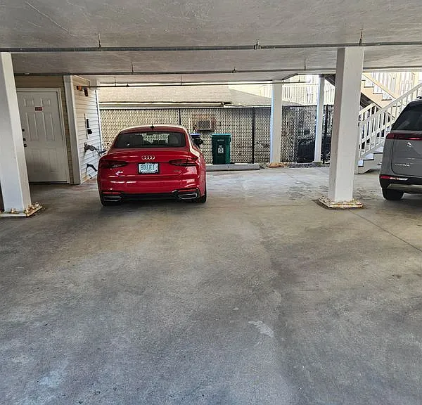 7 F 3 #3 — Photo 2