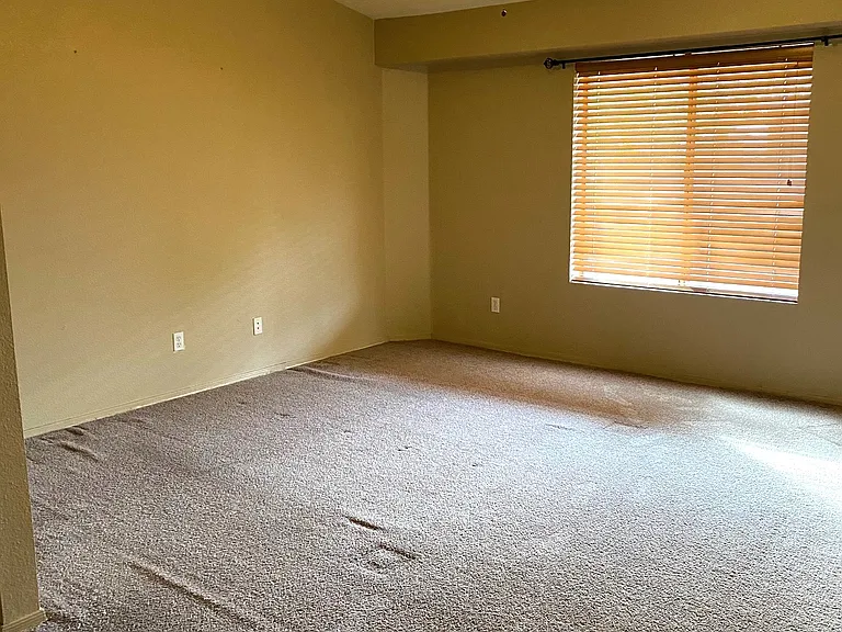 3935 W 20th Ln — Photo 12