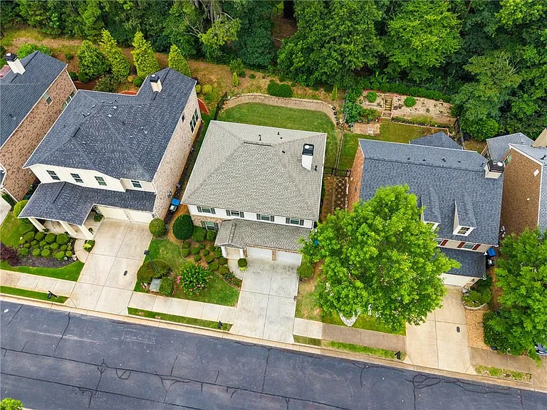 5011 Morriscastle Dr — Photo 43