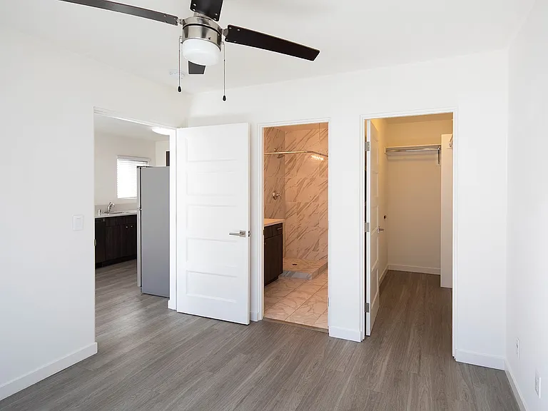 Long Branch Apartments — Photo 8