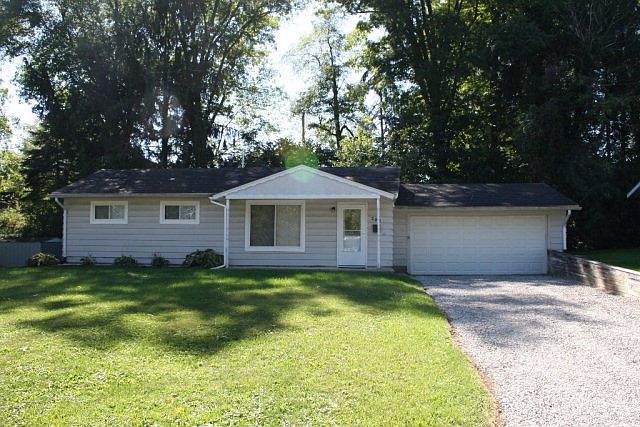 1st image of 200 Cliffbrook Dr