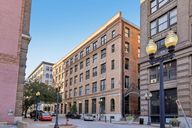 W 8th St-S2210-001.jpg